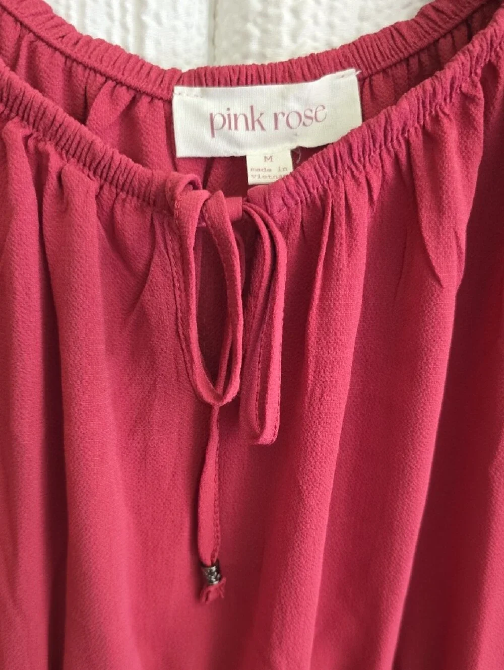 Womens M Pink Rose Raspberry Off-Shoulder Smocked Crop Top